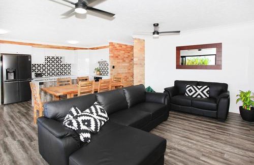 Mooloolaba Apartment | Illawong Apartment 7