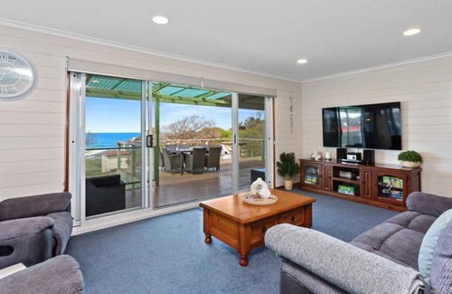 Skenes Creek House | ILUKA HOUSE - amazing views + close to beach