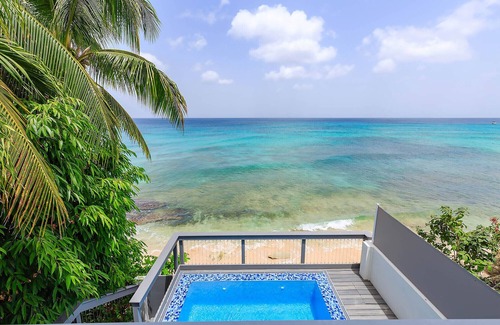 Prospect Villa | Imagine Villa- Clean & Modern Beachfront 4 bed with Penthouse