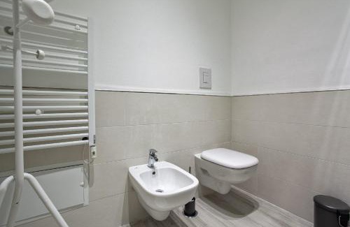 Guastalla Apartment | IMHOME - Fontana