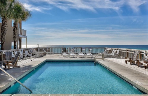 Fort Bay House | Immaculate home in gated La Valencia Beach Resort! MONTHLY rates available!