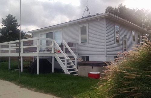 Linwood House | Immaculate Lake Huron Beach House - Aug. special, rent at least 3 nights get 4th