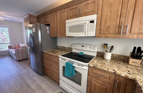 Imperial Golf Estates Condo | Immaculate North Naples Condo