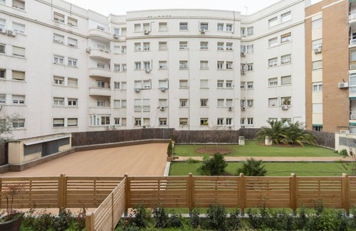 El Viso Apartment | Immpecable Chamartín 1BR w/terrace, by Blueground