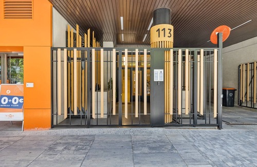 El Viso Apartment | Immpecable Chamartín 1BR w/terrace, by Blueground