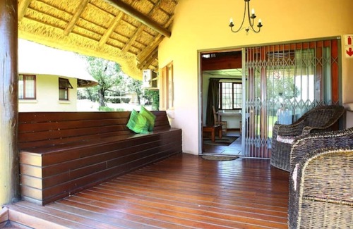 Krugersdorp Ski Chalet | Impangele Lodge Chalet 03 - Loft