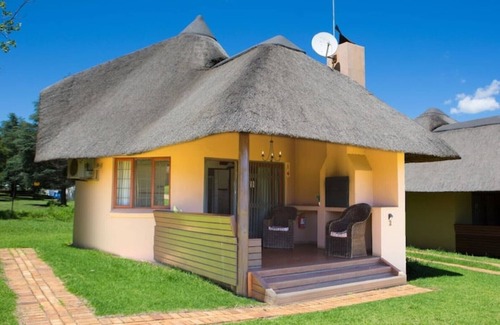 Krugersdorp Ski Chalet | Impangele Lodge Chalet 03 - Loft