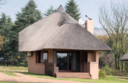 Krugersdorp Ski Chalet | Impangele Lodge Chalet 03 - Loft