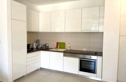 Kotor Old Town Apartment | Impeccable 1-bed Apartment in Morinj