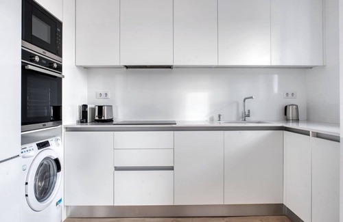 Les Corts Apartment | Impeccable Pedralbes 2BR, by Blueground