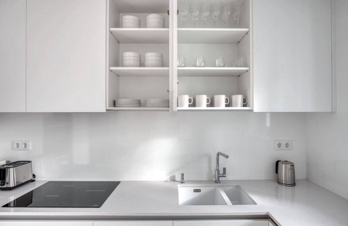 Les Corts Apartment | Impeccable Pedralbes 2BR, by Blueground