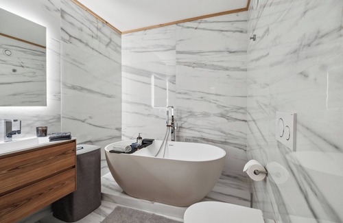 Noes Ski Chalet | Imperial by Mrs Miggins