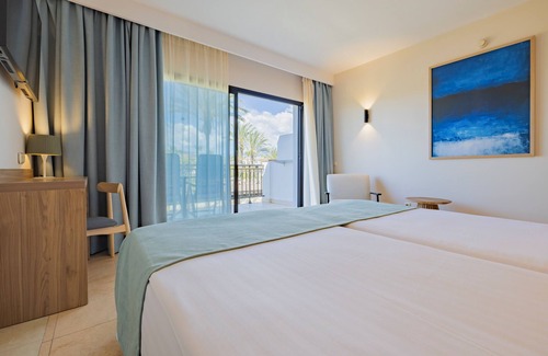 Motril Resort | Impressive Playa Granada Golf