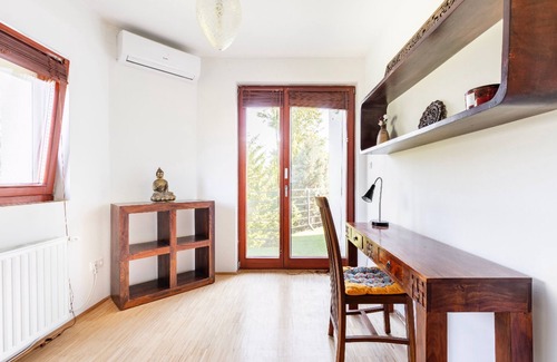 Obuda hegyvideke Apartment | In a quiet part of Buda in a green environment with a panorama of the city
