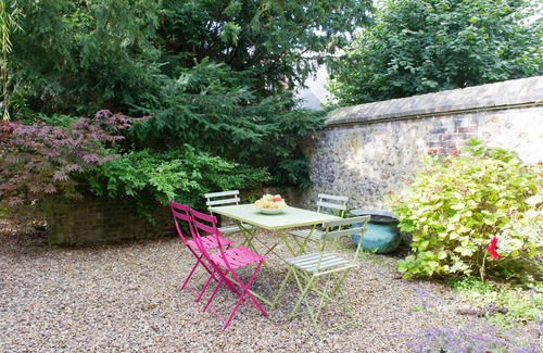 Gare-Jouvenet House | In an enclosed garden in the heart of Rouen