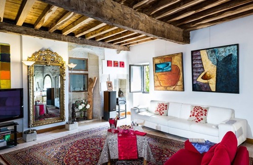 Monteton House | In Aquitaine, between the châteaux of Périgord and the vineyards of Bordeaux
