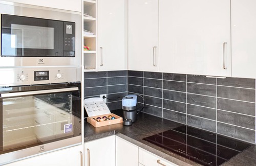 Ardalstangen Apartment | In Årdalstangen welcomes you this modern apartment with fjord view.