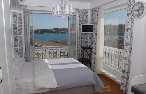 Sariyer House | In natural life, quiet, calm and comfort