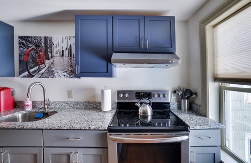 Ashfield Apartment | In the Heart of Jim Thorpe (with your own parking)