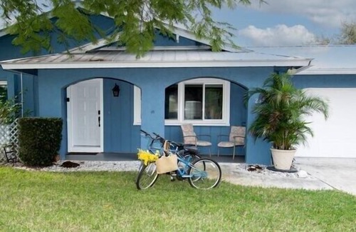 Stuart House | In the heart of Stuart-close to beaches