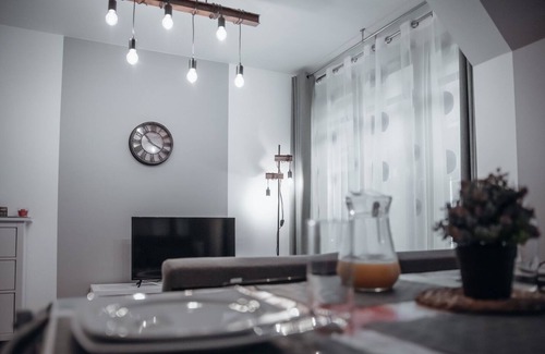 Ernee Apartment | in the heart of the city
