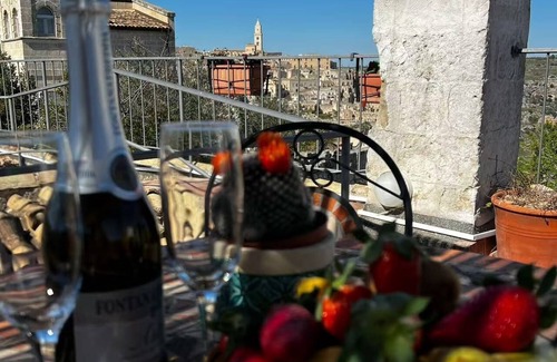 Sasso Caveoso Apartment | In the heart of the Sassi of Matera at 500 mt. from the historic center, apartment Deluxe