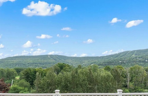 Windham House | In the Heart of Windham - Best Location