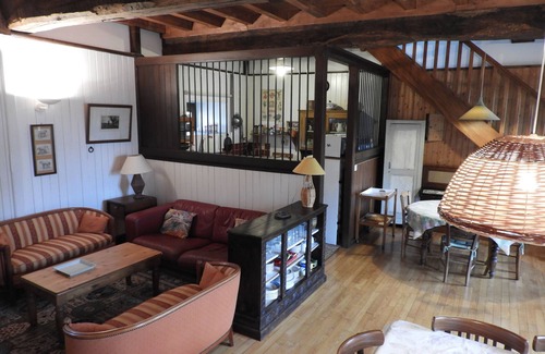 Irodouer Cottage | In the old stables of a castle, very comfortable, in the countryside, very calm