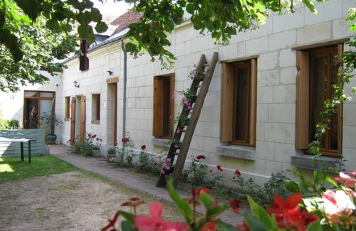 Veretz Cottage | In TOURAINE, breathtaking view of the CHER in the heart of the Loire castles