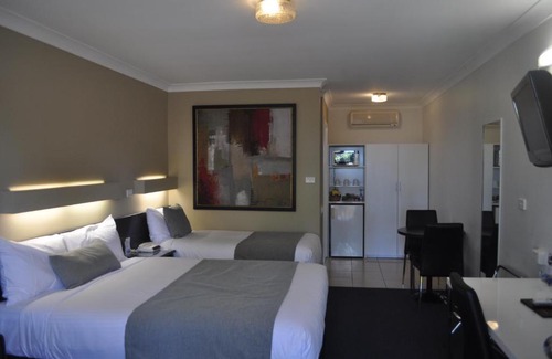 Taree Hotel | In Town Motor Inn