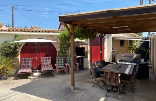 Arles Apartment | IN VILLA, APARTMENT ALL COMFORT WITH PARKING