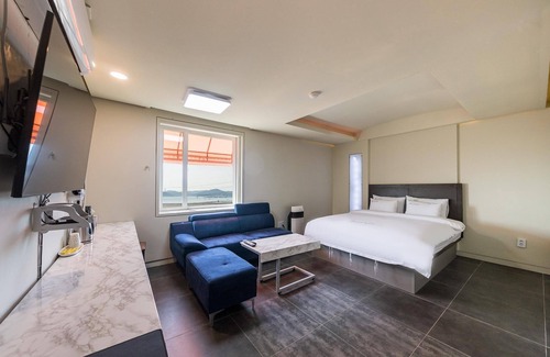 Suwon Hotel | Incheon La Mer
