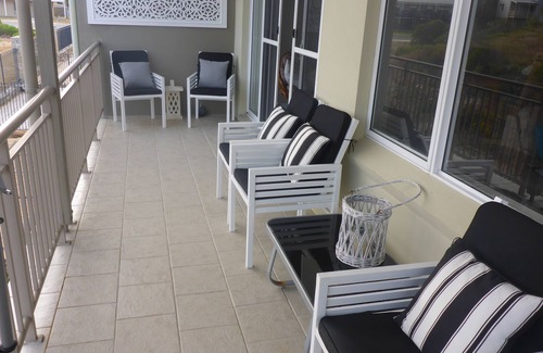 Ledge Point Villa | Included: Cleaning, WiFi, bottle wine,quality linen,child friendly,sport equip