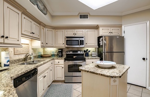 Orange Beach Condo | Incredible, 11th Floor Condo, Large Balcony on the Beach.