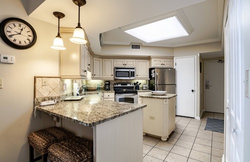 Orange Beach Condo | Incredible, 11th Floor Condo, Large Balcony on the Beach.
