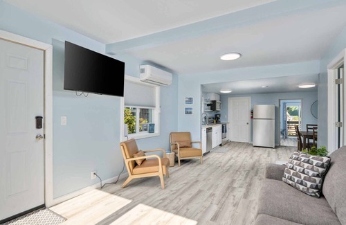Rockaway Beach Condo | Incredible Central Rockaway Location, *Pet Friendly*, Patio, Walk to Beach and Downtown, Unit 6