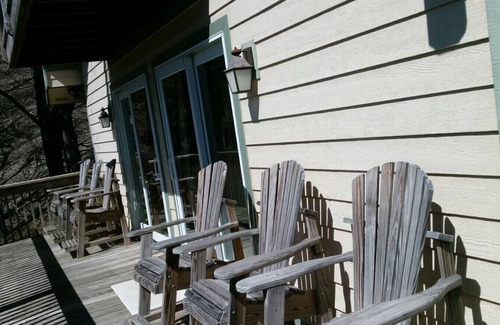 Seven Devils Ski Chalet | Incredible Grandfather Mountain Views!
