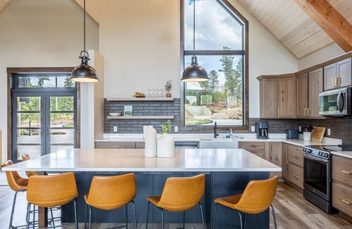 Deadwood Cabin | Incredible Views from this Hilltop Lodge w/5000 Sq. Ft. and 3 Fireplaces!