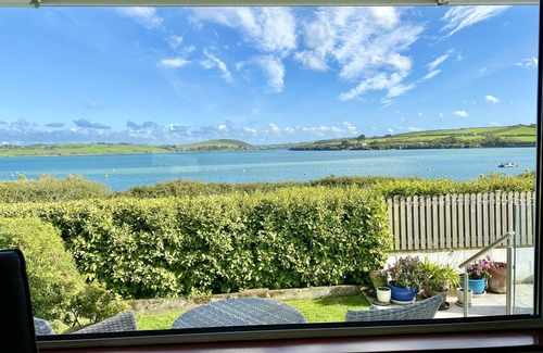 Treator House | Incredible Views of the estuary from this Porthilly View Holiday Home in Padstow