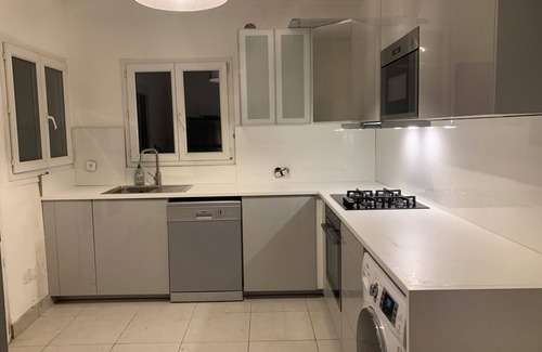 12th Arrondissement House | Incroyable Maison Avec Jardin Pour 10 Personnes Dans Paris!