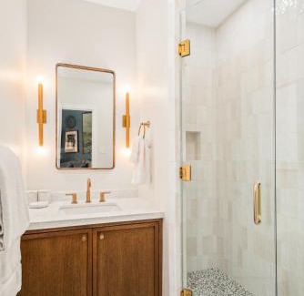 Downtown Hotel | Independence Square 205, Stylish Hotel Room with AC, Great Location in Aspen