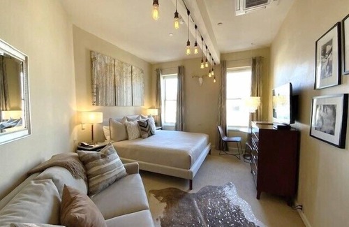 Aspen Hotel | Independence Square 304 | Stylish Hotel Room with Downtown Views & Great Location