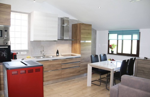 Aritzo Condo | Independent Agrifoglio apartment in holiday home with garden and barbeque
