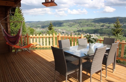Foncine-le-Haut Ski Chalet | Independent charming chalet of 85 m2