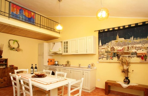 Piancastagnaio Villa | Independent farmhouse with pool ideal for groups