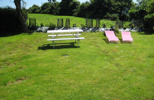 Sizun House | independent house in the countryside - 4 people -3 bedrooms - In the center of Finistèr
