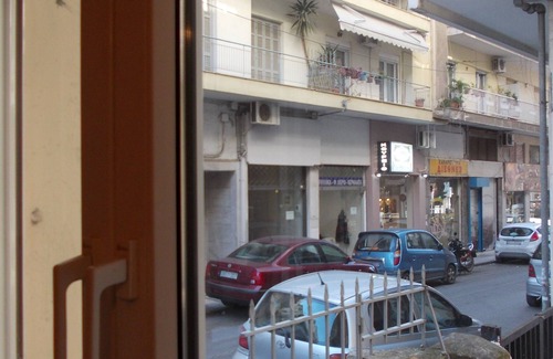 Thessaloniki Apartment | Indepentent space, central, quiet, practical, close to the coast.
