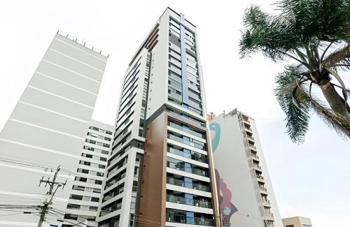 Campina do Siqueira Apartment | Ink Champagnat by UROOMS