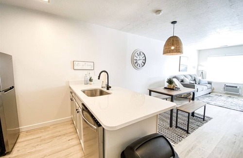 Harbor Village Condo | Inn Building Condo #213 Pet friendly, Patio view!