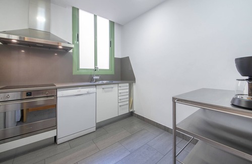 Eixample Apartment | INNER CITY CENTER ON PASEO DE GRACIA, luxurious & spacious, family & friends